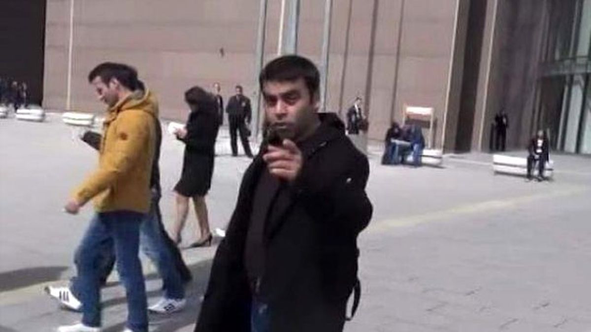 Oğlunu Öldürmekle Suçlanan Babanın Duruşması Başladı