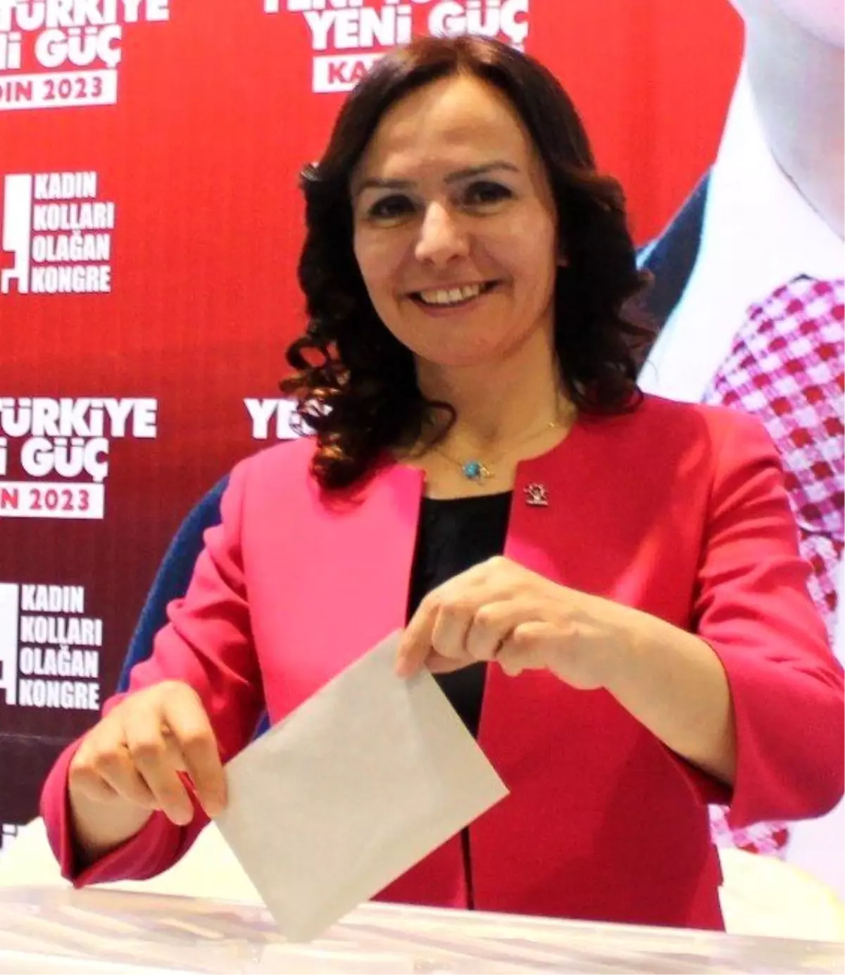 AK Parti Kadın Kollarında Görev Bölümü