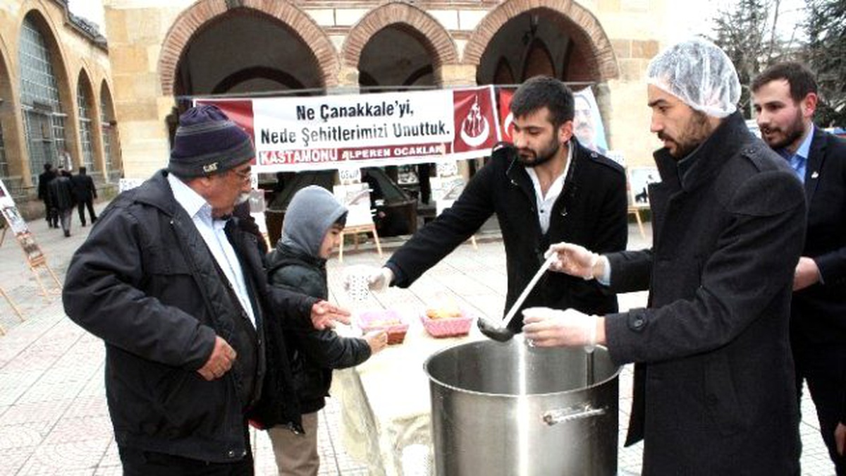 Alperen Ocaklarından, Vatandaşlara Çorba İkramı