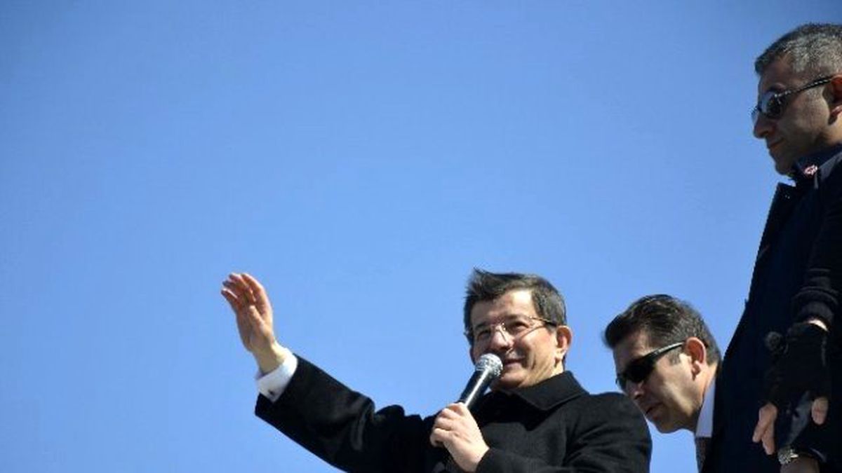 Başbakan Davutoğlu: "Türkiye\'yi Küresel Güç Yapacağız"