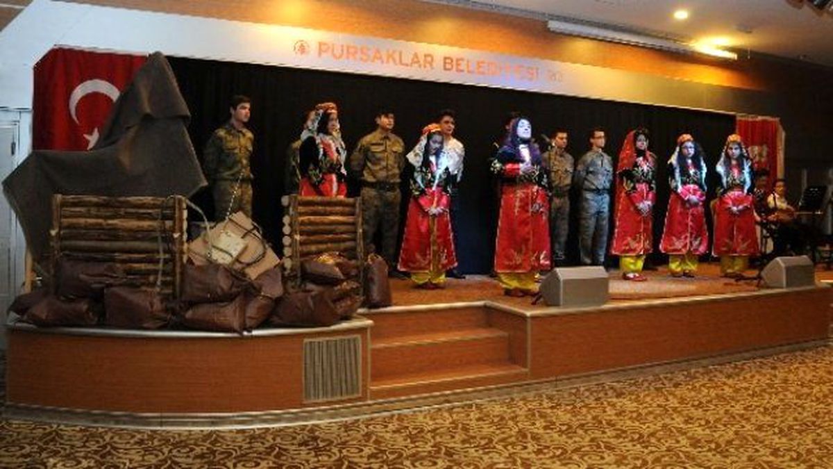 Başkan Çetin Çanakkale Zaferi Programına Katıldı