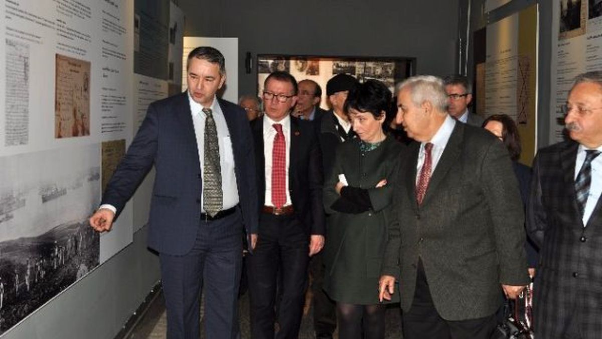 Burası Sakin, Karşı Kıyıda Cephe Var"