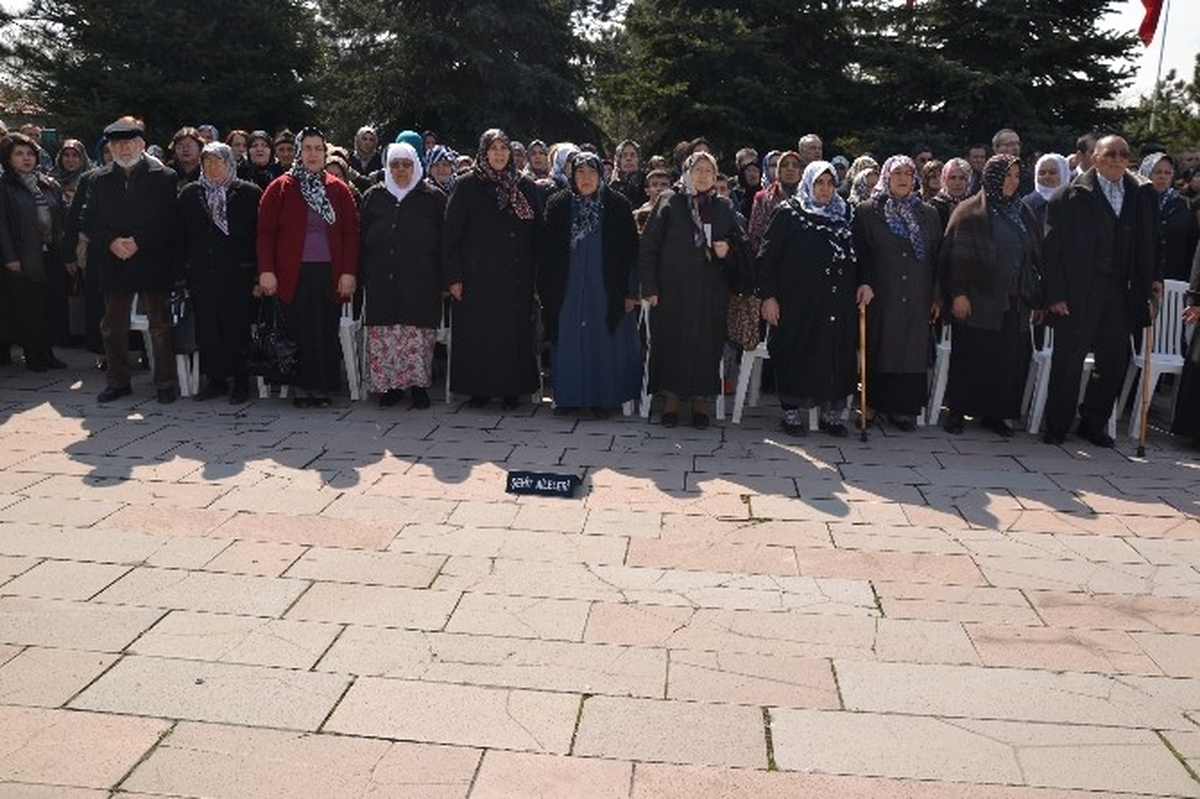 Çanakkale Şehitleri Düzenlenen Törenle Anıldı