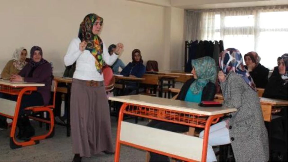 Erzurum\'da Çocuk Gelişimi Kurslarına Kadınlardan Yoğun İlgi