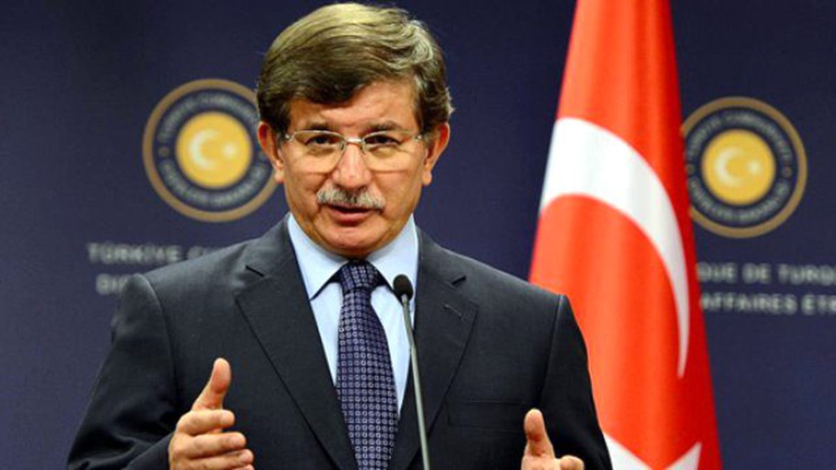 Başbakan Davutoğlu, Şehitlerin Huzurunda Söz Verdi