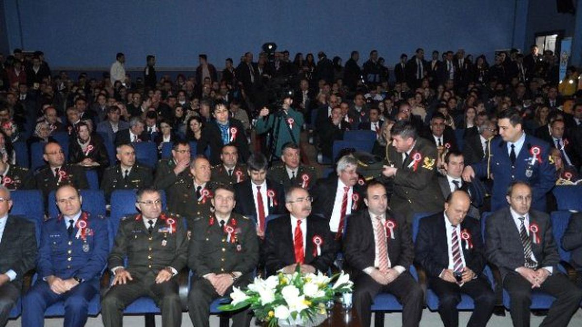 Fekal\'de Çanakkale Şehitleri Anıldı