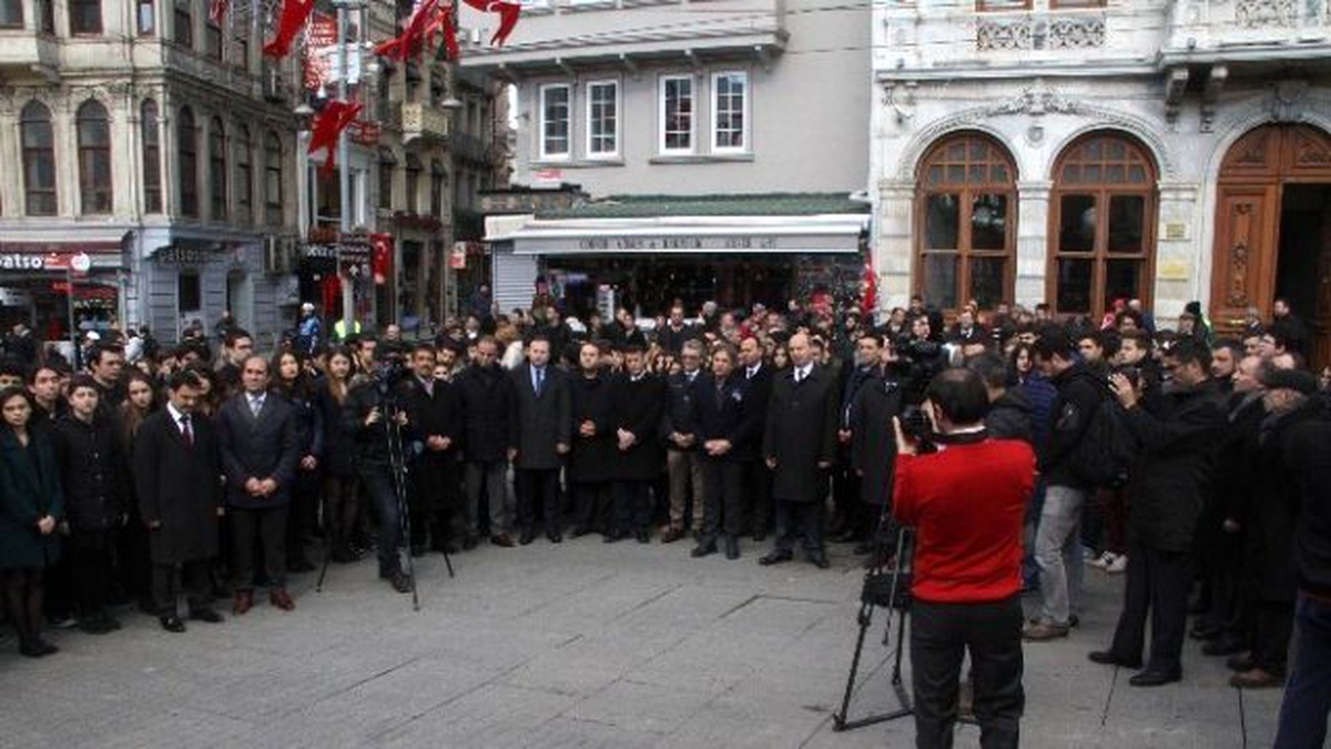 Galatasaray Lisesi Öğrencileri, Çanakkale Şehitlerini Andı