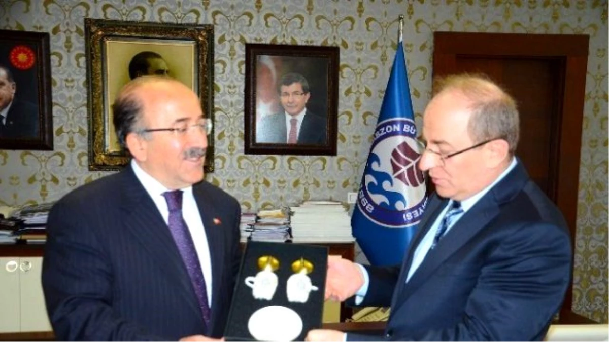 İçişleri Bakanı Öztürk\'ten Başkan Gümrükçüoğlu\'na Ziyaret