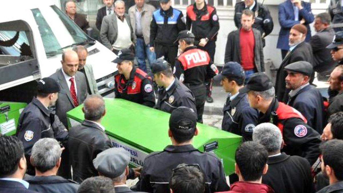 İşyerinde İntihar Etti