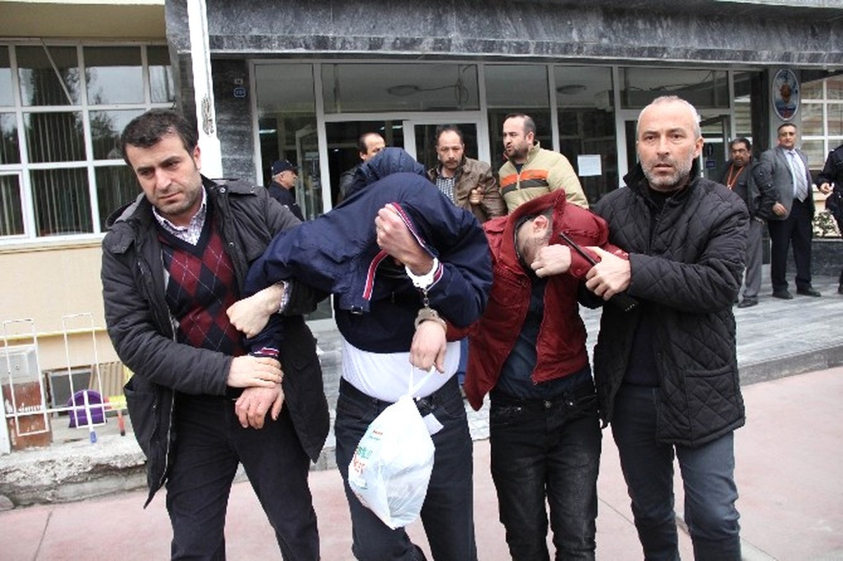 Jammer ile Sinyali Kesip Kola Yüklü Tır\'ı Çaldılar