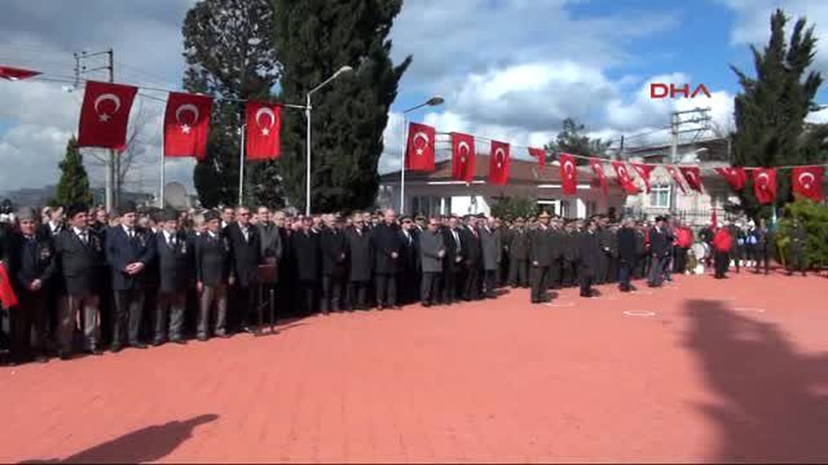 Kocaeli - Donanma Komutanlığı\'nda Çanakkale Deniz Zaferi?nin 100?üncü Yıldönümü ve Şehitleri Anma...