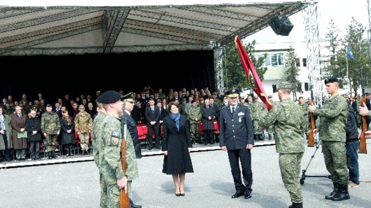 Kosova Güvenlik Kuvvetleri\'nde Devir Teslim Töreni