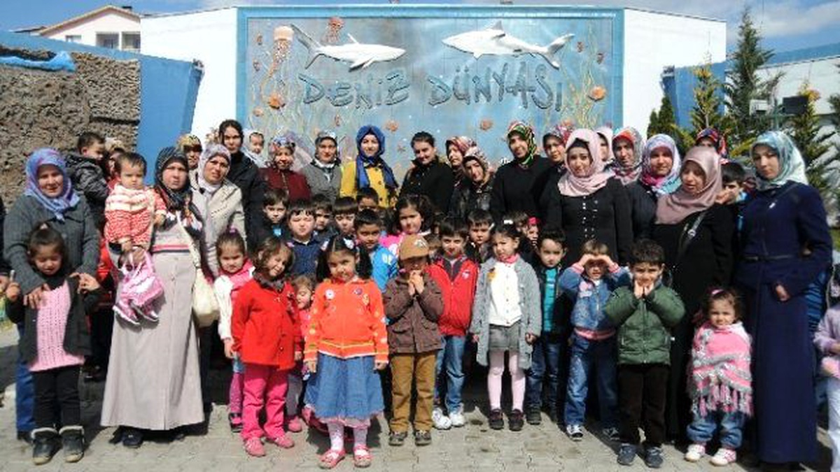 Nezaket Okulları Öğrencileri Deniz Dünyası\'nı Gezdi