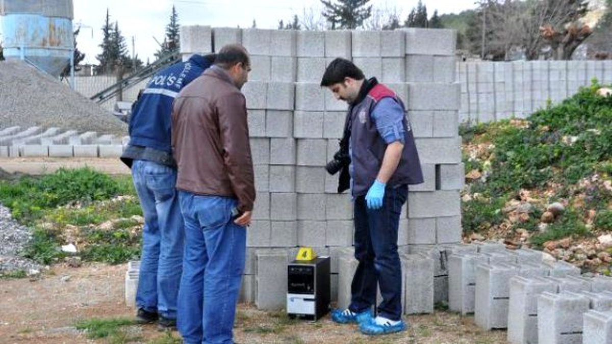 Okuma Salonundan Çalınan 4 Bilgisayar Ormanlık Alanda Bulundu