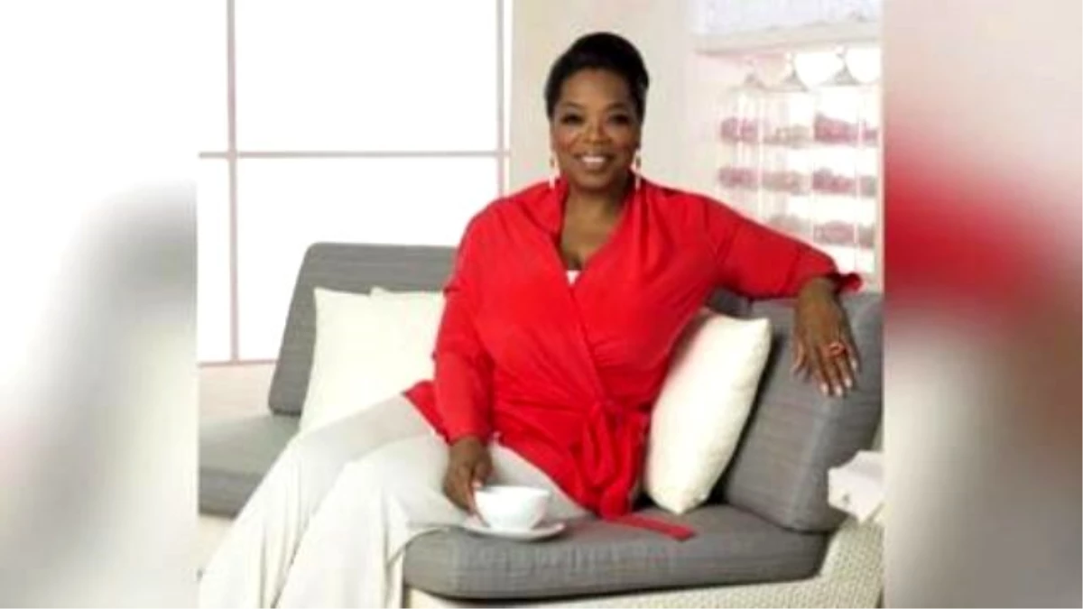 Oprah Winfrey Auctioning Her Chicago Personal Belongings