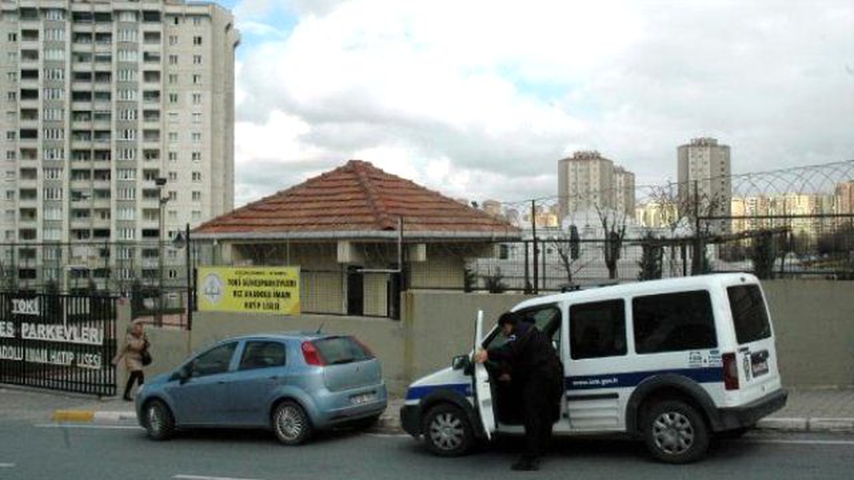 Özel Tim\'in Müdahalesine Yol Açan Kavganın Nedeni: Öğrenciler Arasındaki "Yan Bakma" Meselesi