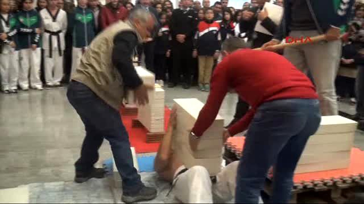 Rekortmen Tekvandocu Bahçetepe Rekora Doymuyor