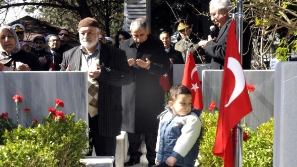 Şehitler Yalova\'da Göz Yaşlarıyla Anıldı