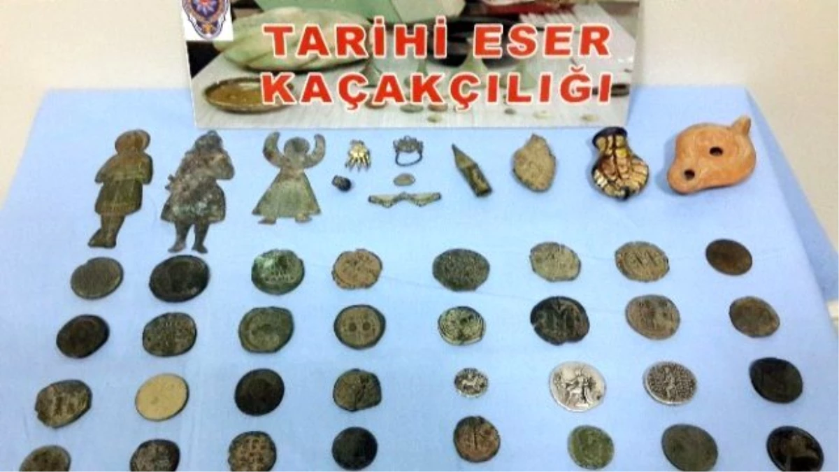 Tarihi Eser Kaçakçısı Yakalandı