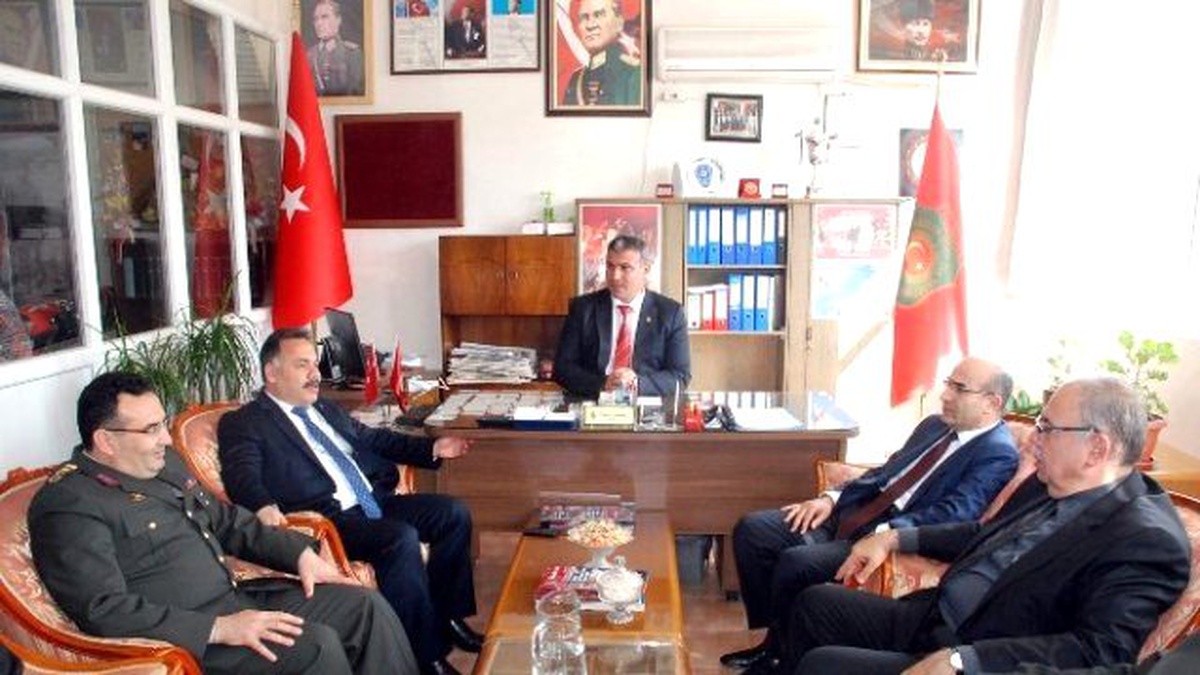 Vali Mahmut Demirtaş\'tan Tümşad\'a Ziyaret