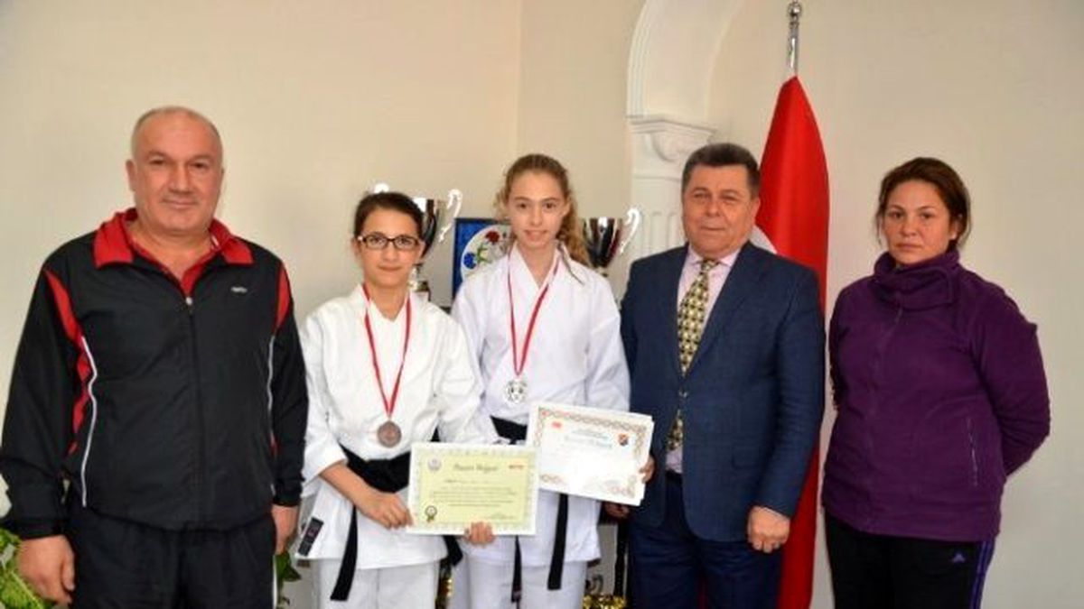 Aydın\'dan Anadolu Yıldızlar Ligi Karate Branşında İki Derece