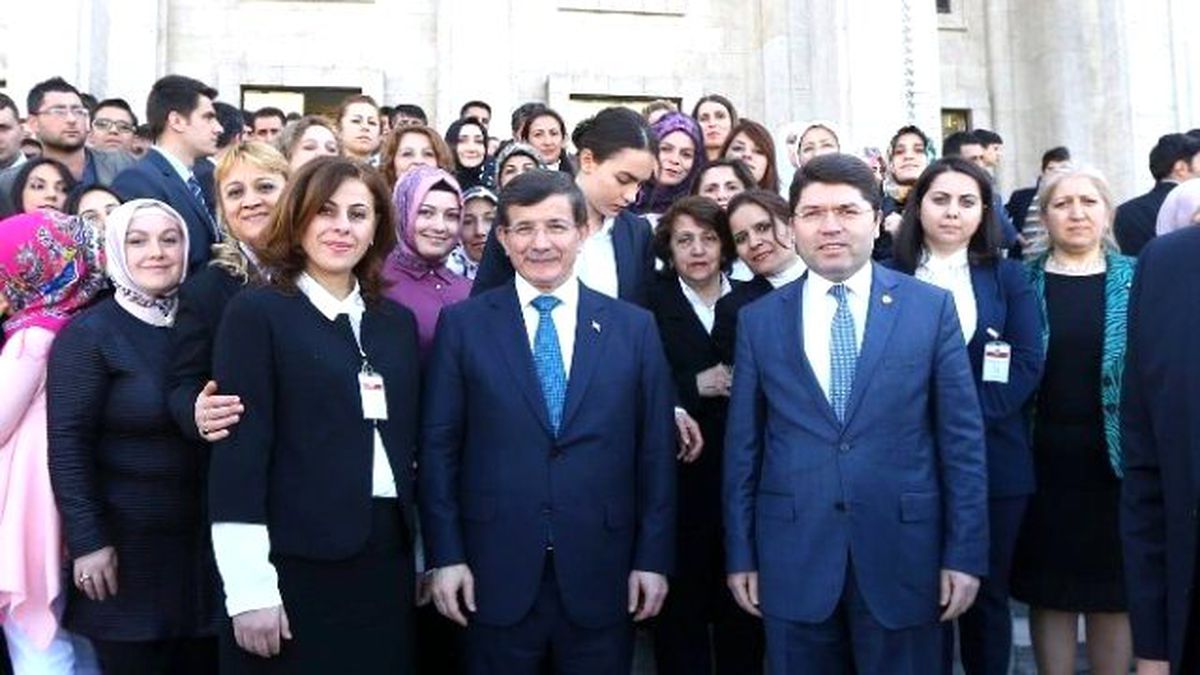 Bartın Kadın Kolları Teşkilatı Başbakan Davutoğlu ile Buluştu