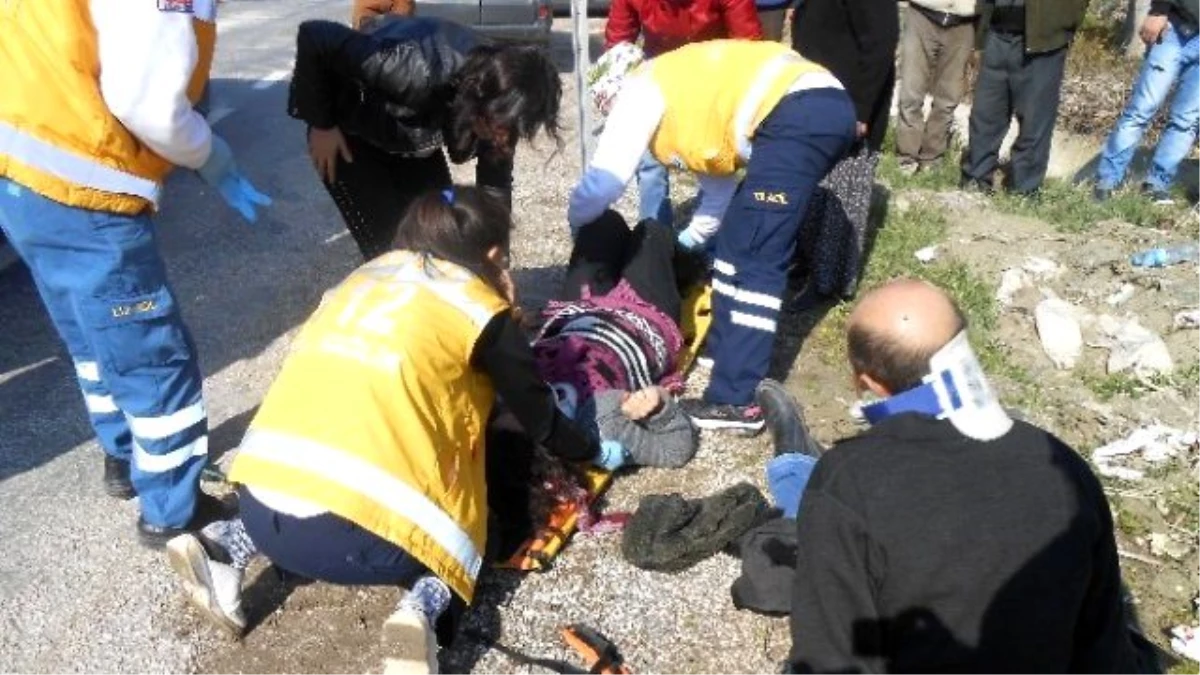 Burdur\'da Trafik Kazası: 5 Yaralı