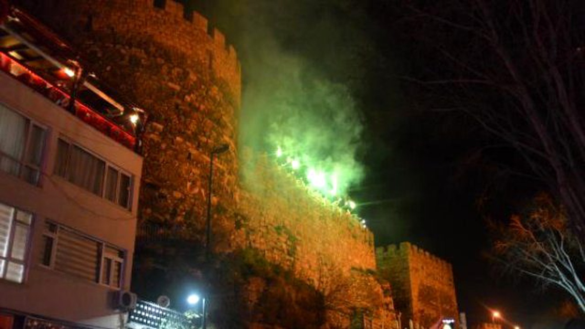 Bursaspor Çanakkale Şehitleri İçin Yürüdü