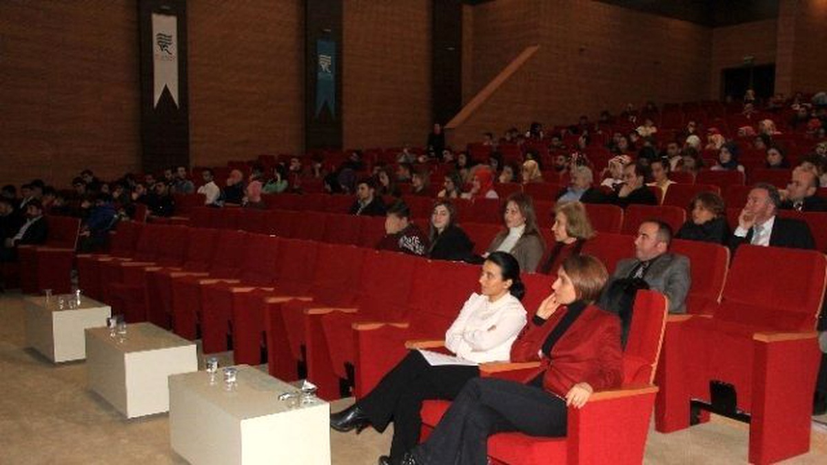 Çanakkale\'yi Anlatırken Gözyaşlarına Hakim Olamadı
