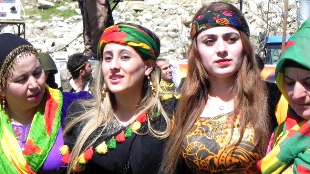 Çukurca\'da Nevruz Coşkusu
