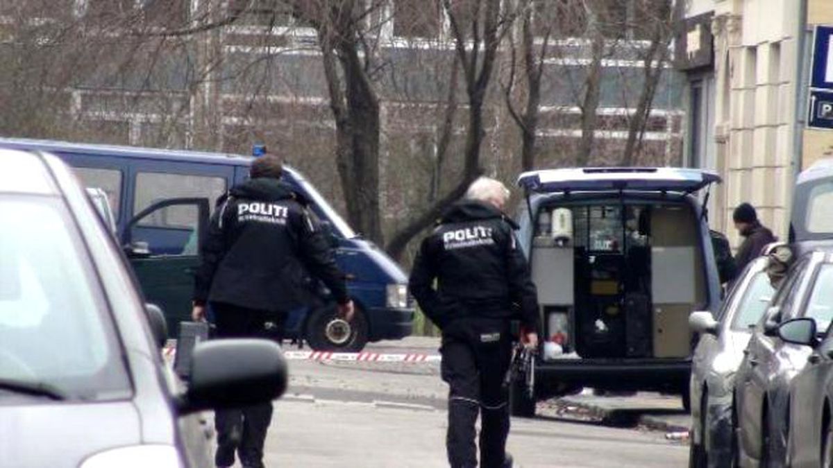 Danimarka\'da Terör Saldırıyla İlgili Operasyonlar Devam Ediyor, Polis Bir Kişiyi Gözaltına Aldı