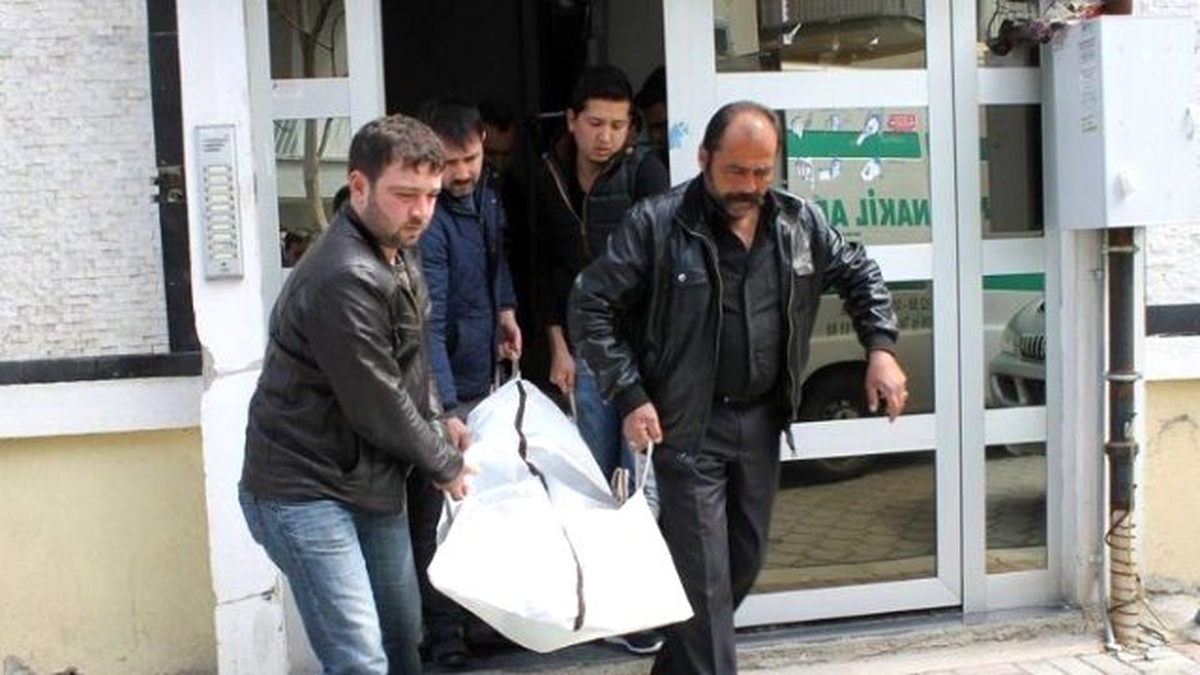 Denizli\'de Genç Sağlıkçı İğne ile İntihar Etti