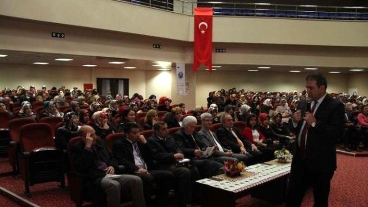 Dijital Öğrenme ve Öğrenme Fırsatlarına Erişim Semineri Yapıldı