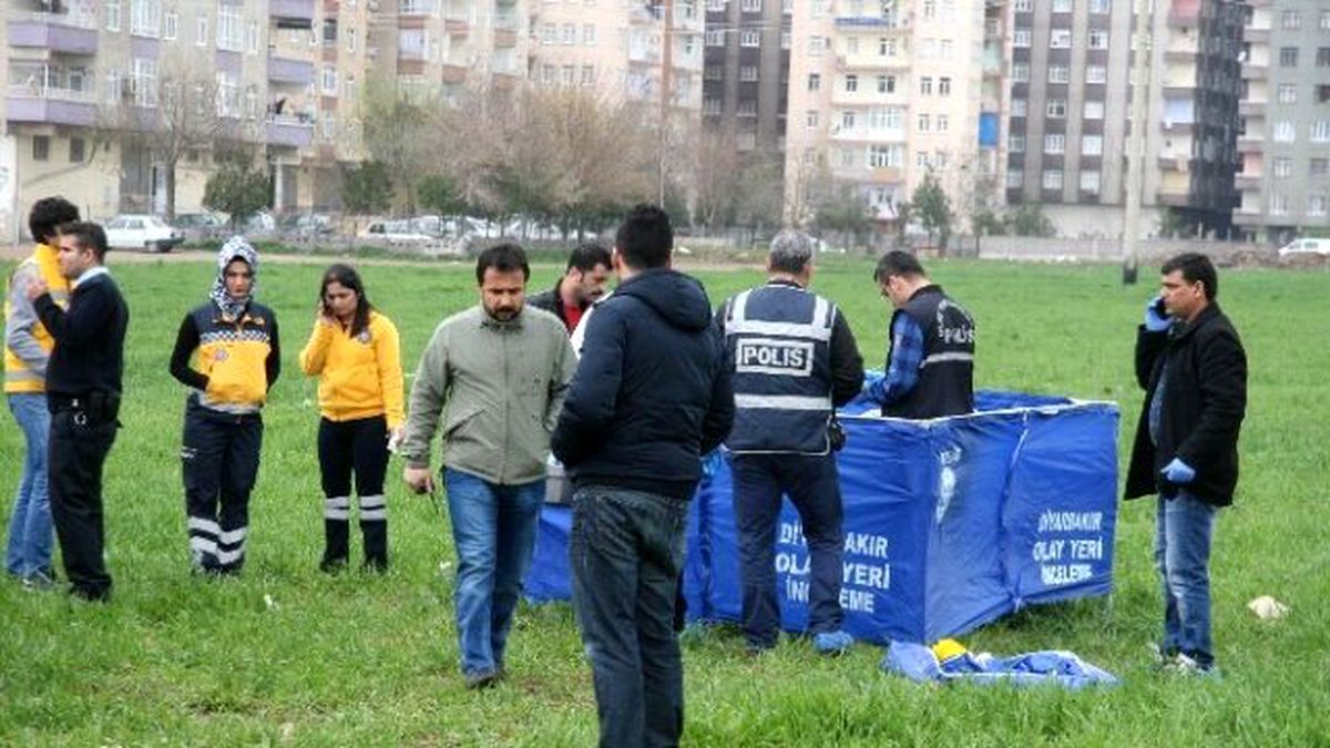 Diyarbakır\'da Poşet İçerisinde Yeni Doğmuş Bebek Cesedi Bulundu