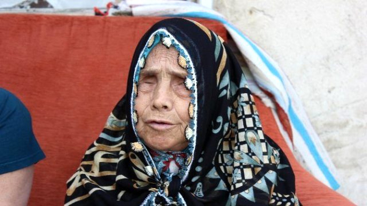 Edirneli Fatma Nine\'nin Tek Duası Yarım Asırlık Evlat Hasretinin Sona Ermesi