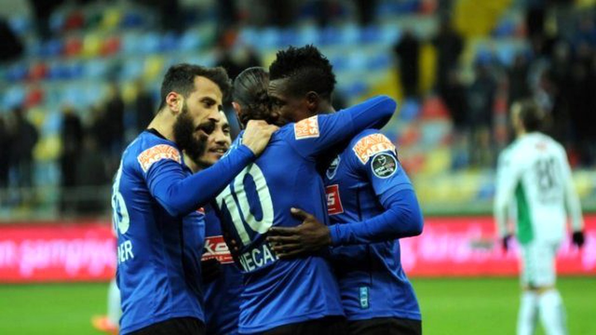 Erciyesspor\'da, Çaykur Rizespor Maçı Hazırlıklarını Sürdürdü