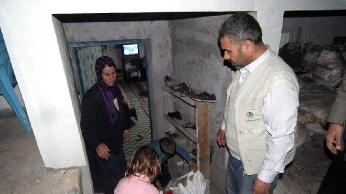 İhh, Mültecileri Gıda ve Un Yardımında Bulundu