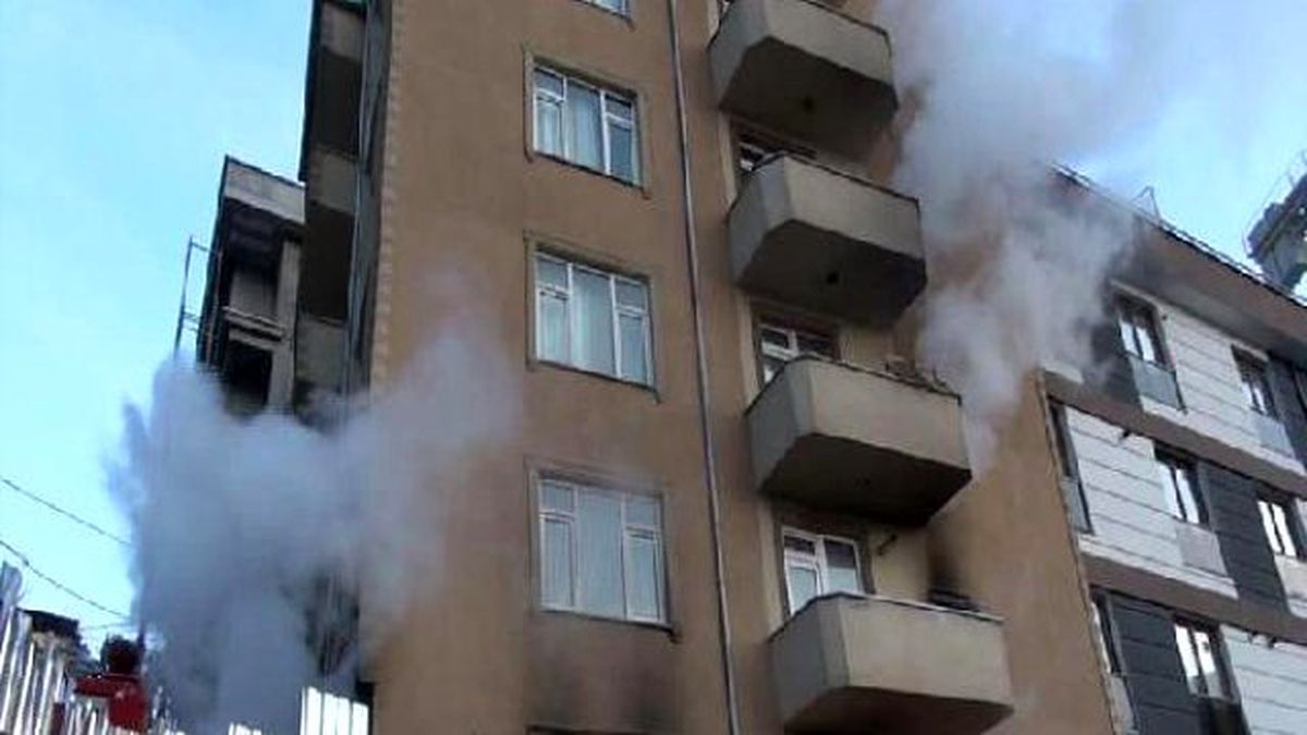 Kağıthane\'de Yangın Paniği