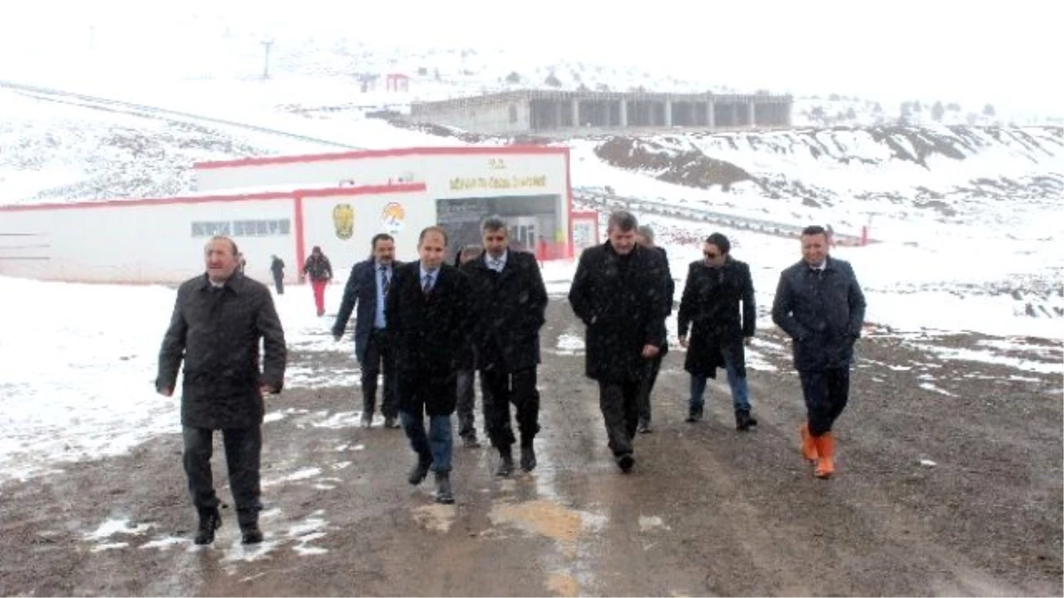 Konya Heyeti Yıldız Dağı Kış Sporları Merkezi\'nde İncelemede Bulundu