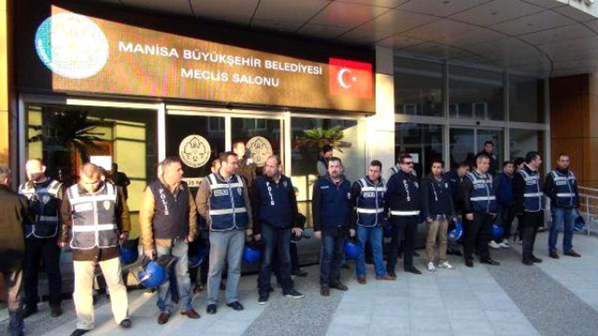 Meclis Toplantısı Güvenlik Önlemi Altında Yapıldı