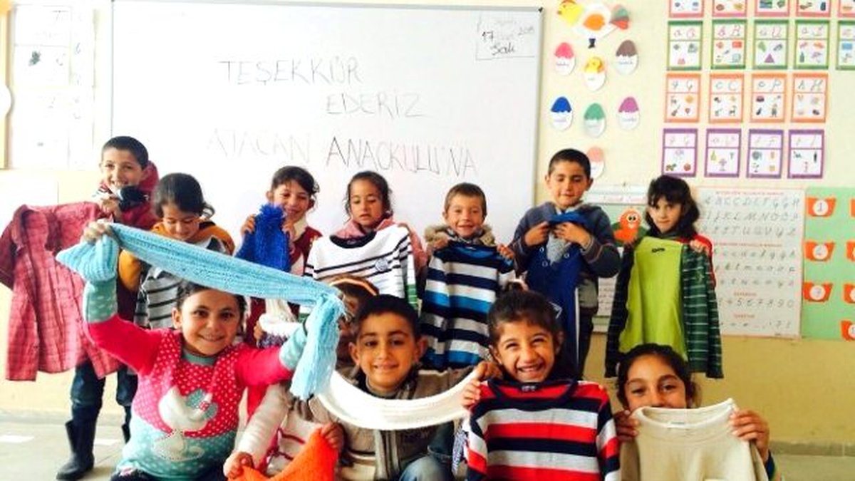 Öğrencilere Giyim ve Kırtasiye Yardımı