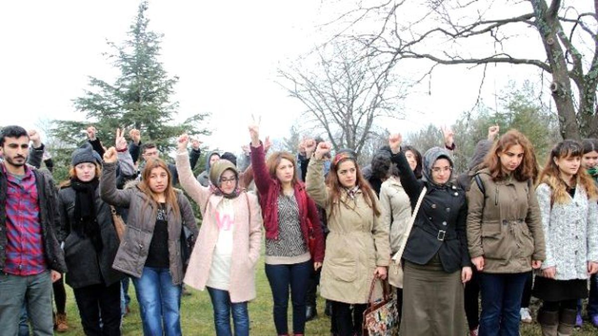 Omü\'lü Öğrenciler Nevruzu Erken Kutladı