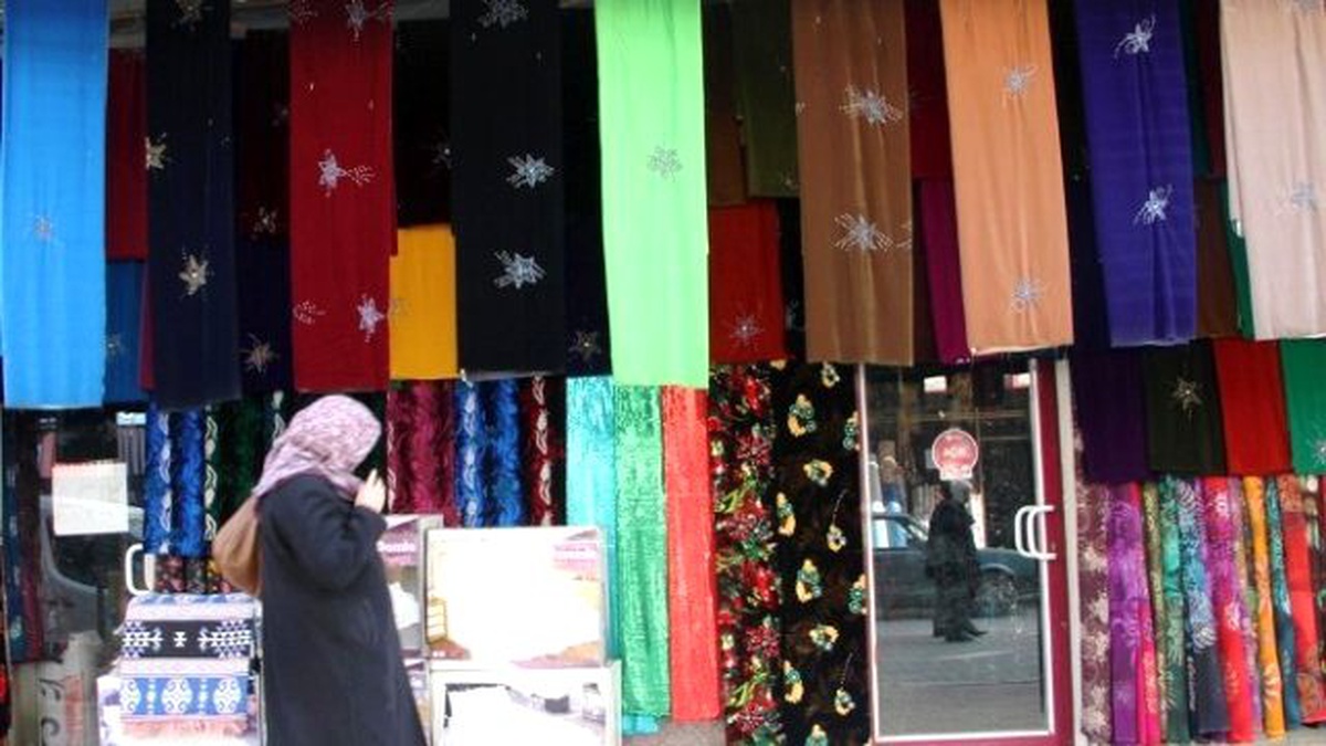 Nevruz Dolayısıyla Yöresel Kıyafetlere Rağbet Arttı