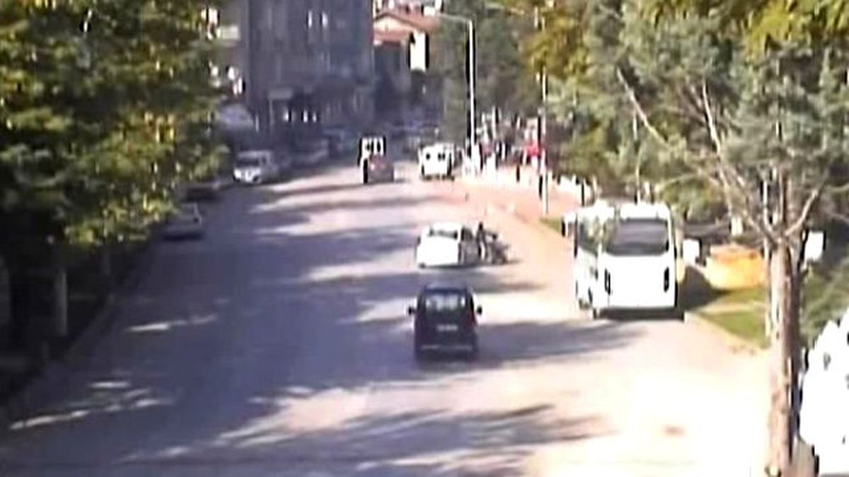 Sakarların Kazaları Mobese\'de