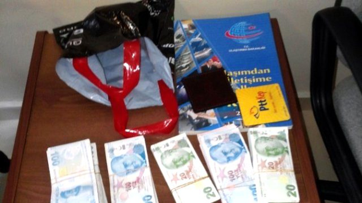 Uşak Polisi, Vatandaşın Toplam 224 Bin TL Parasını Kurtardı
