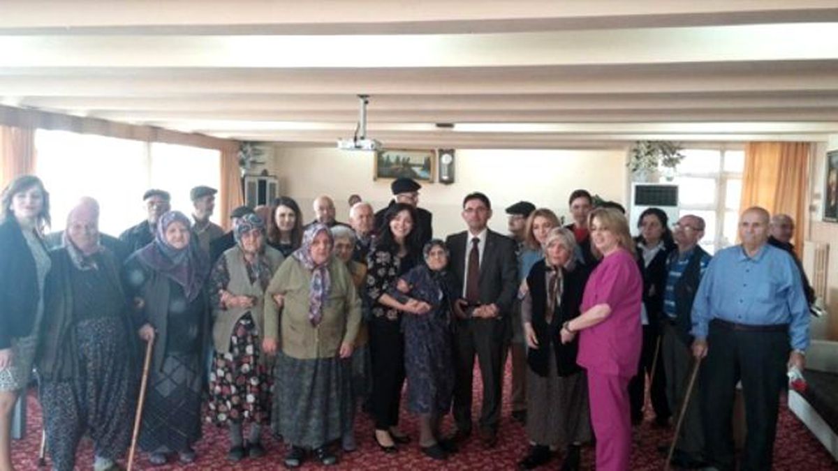 Yaşlılar Haftası
