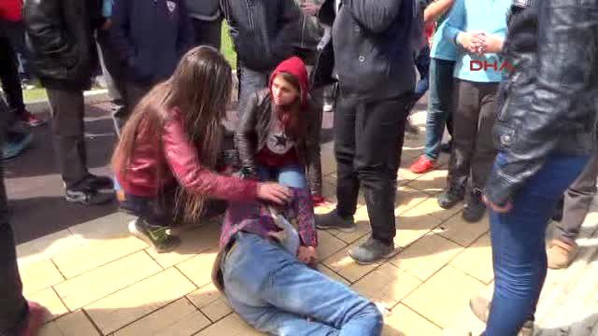 Ereğli\'de Bisiklet Yolunda Motosiklet Kazası: 2 Yaralı