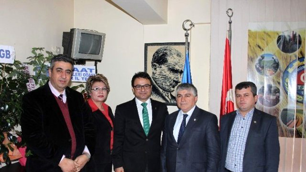 AK Parti Aday Adayı Şakır, Ziraat Odası\'nı Ziyaret Etti