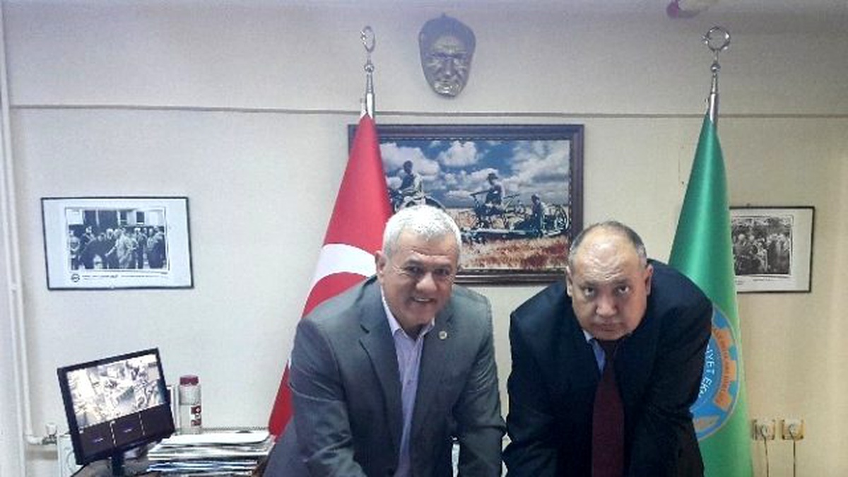 Alaşehir Ziraat Odası\'na Vakıfbank Desteği