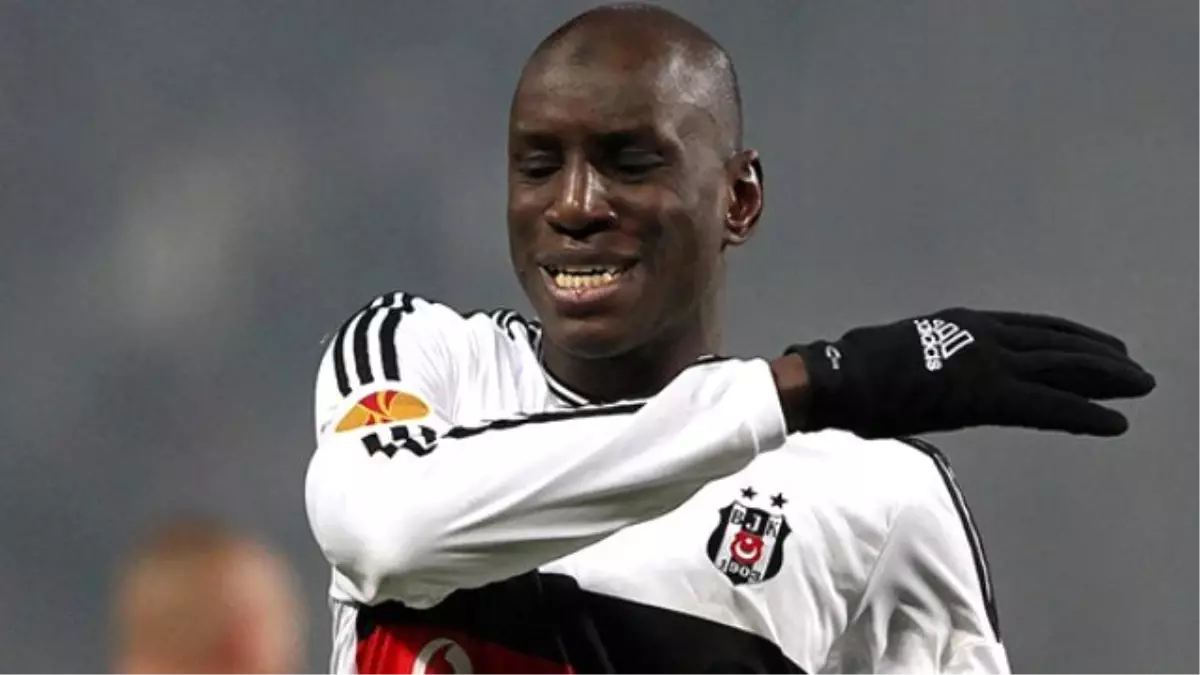 Demba Ba\'dan Hakeme Eleştiri, Taraftara Sitem!